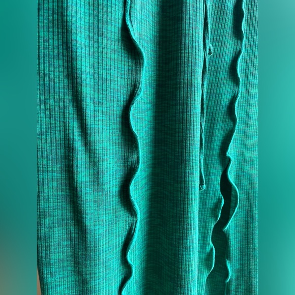 Green Wild Fable Dress - Picture 5 of 13